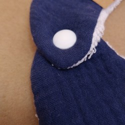 Bavoirs à bouton - Petits