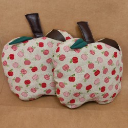 Lot 2 coussins Pommes