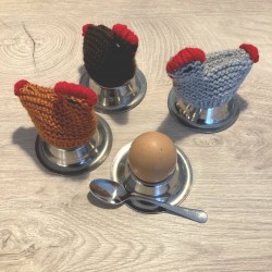 Poules Cache Œuf